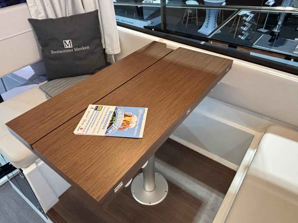 Motorboot Beneteau Antares 9 V2 sofort Verfügbar