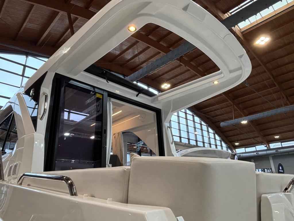 Motorboot Beneteau Antares 9 V2 sofort Verfügbar
