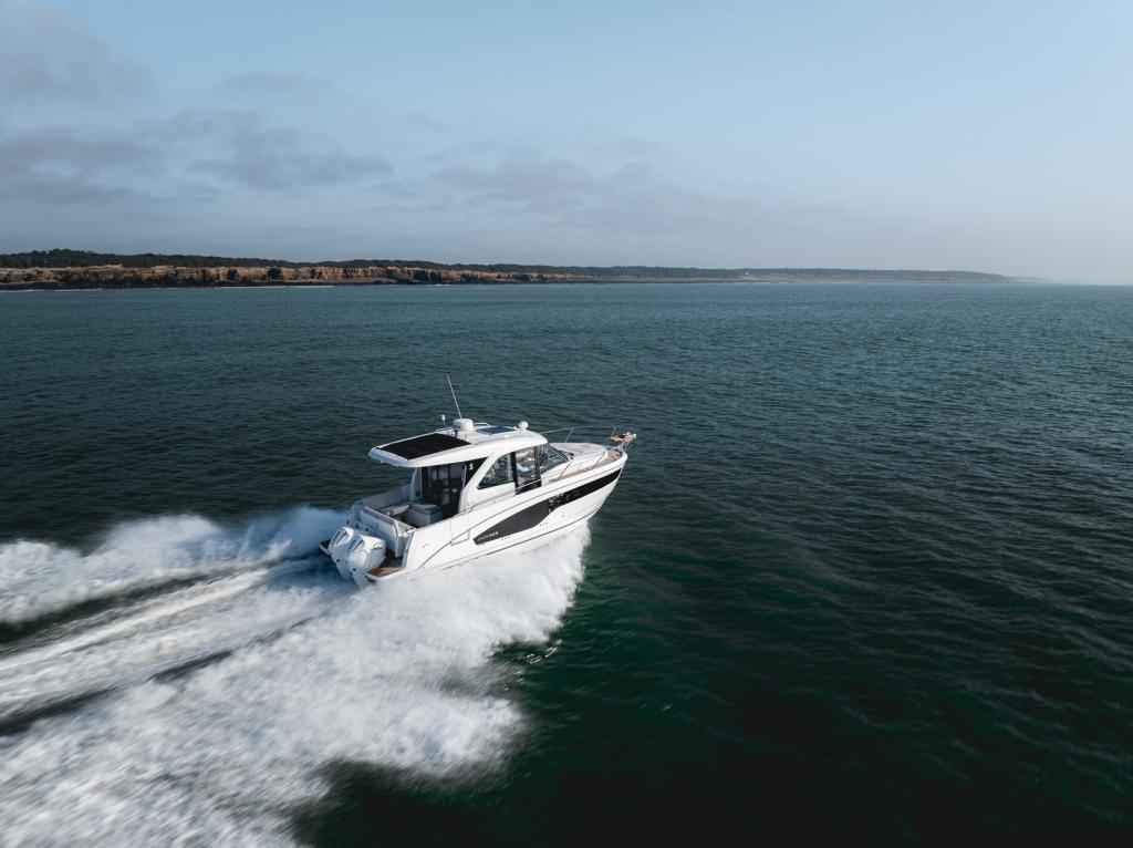 Motorboot Beneteau Antares 9 V2 sofort Verfügbar