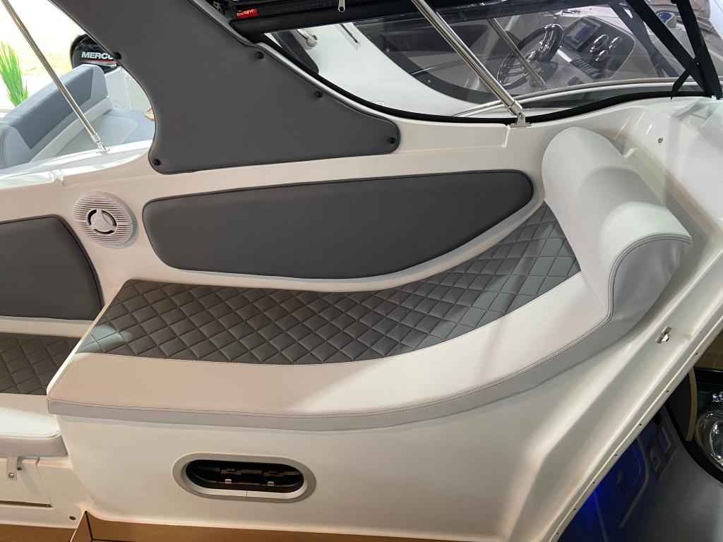 Motorboot Saver 750 Cabin inkl. Suzuki DF250 APX