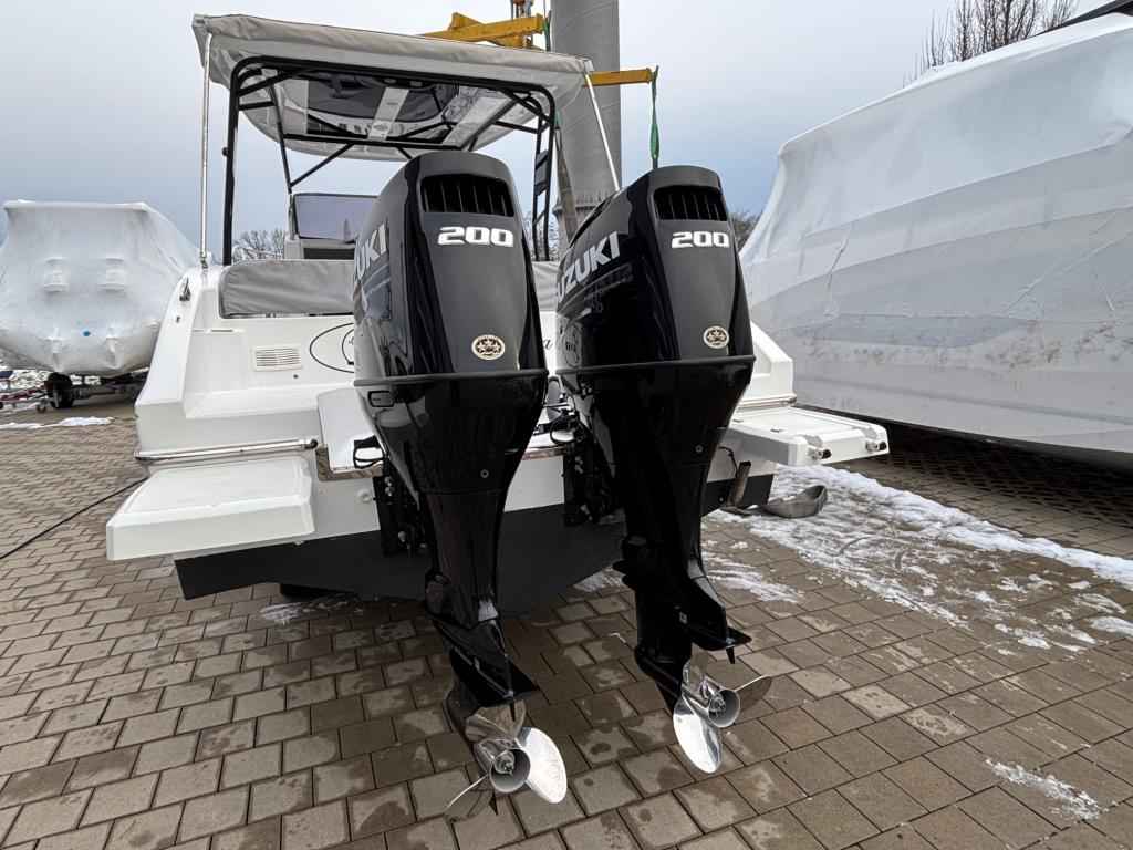 Motorboot Saver 870 WA mit 2x Suzuki DF200APX, Gebrauchtboot