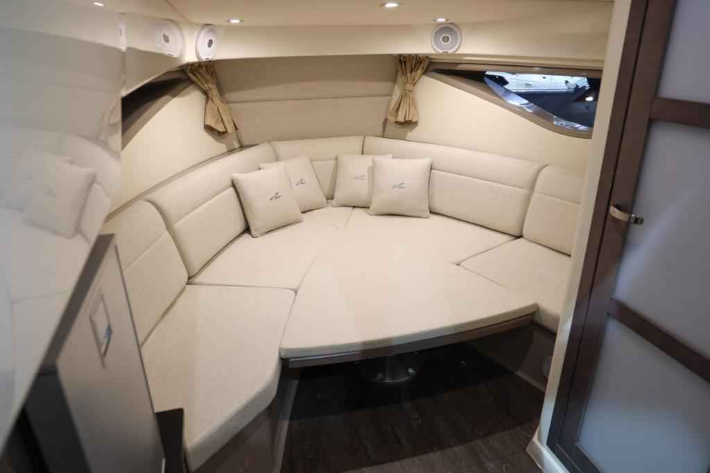 Motorboot Sea Ray Sundancer (DAE) 320 (NEU auf Bestellung)