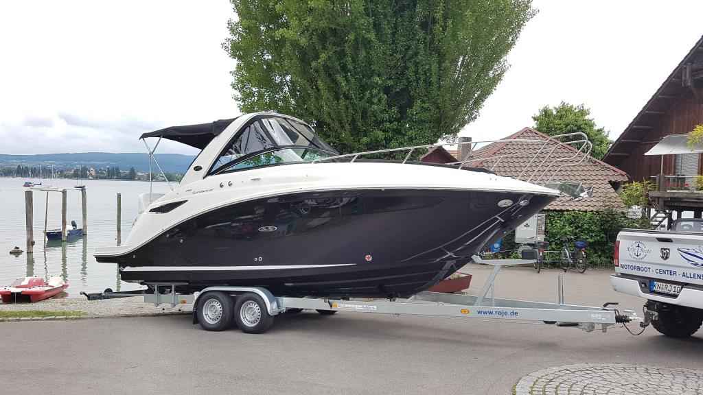 Motorboot Sea Ray Sundancer (DAE) 265 & Trailer (im Vorlauf)