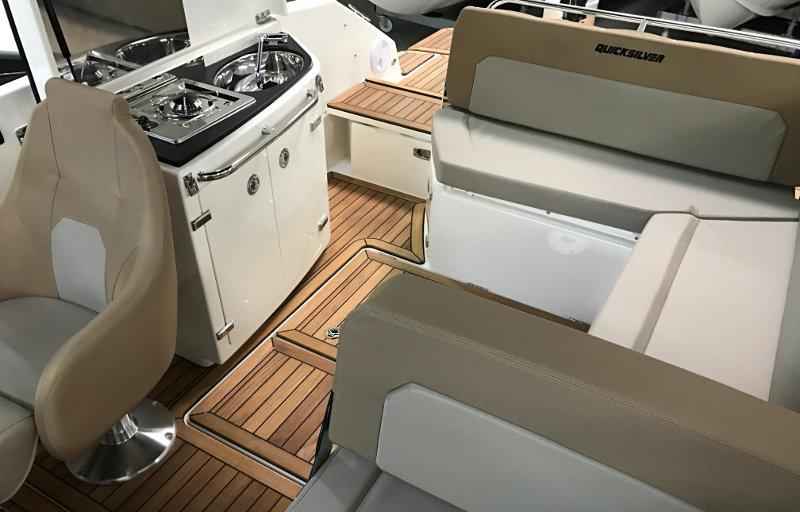 Motorboot Quicksilver Activ 755 Cruiser, bis 250PS & Trailer (NEU auf Bestellung)