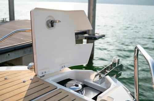 Motorboot Quicksilver Activ 675 Cruiser & Trailer (auf Bestellung)