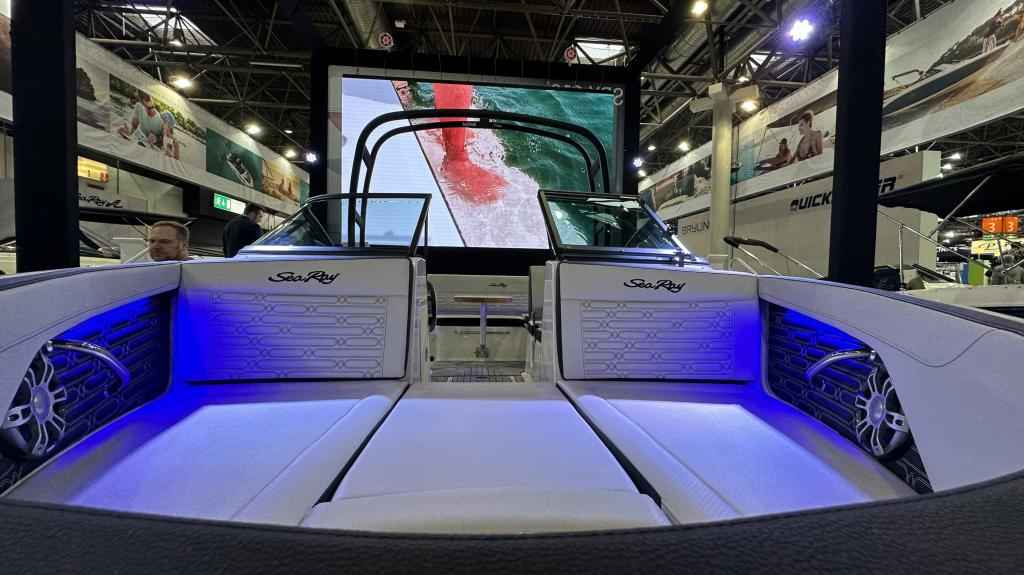 Motorboot Sea Ray SPXE 210 *HOT SUMMER SALE*