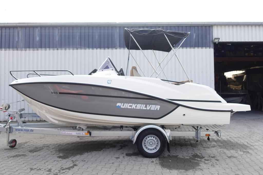 Motorboot Quicksilver Activ 605 Sundeck & Trailer (auf Lager)