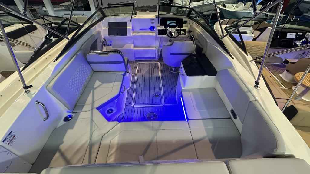 Motorboot Sea Ray Sunsport (SSE) 230 (Lagerboot) *HOT SUMMER SALE*