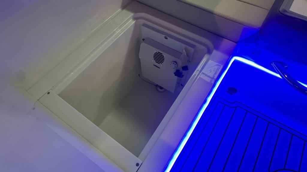 Motorboot Sea Ray Sunsport (SSE) 230 (Lagerboot) *HOT SUMMER SALE*