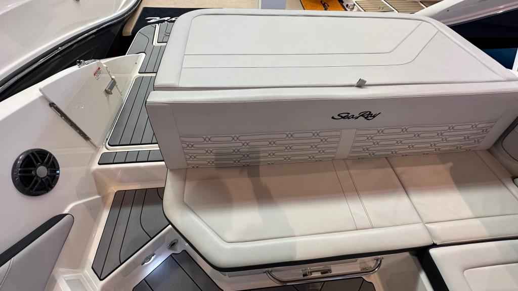 Motorboot Sea Ray SPXE 190 (Lagerboot) *HOT SUMMER SALE*