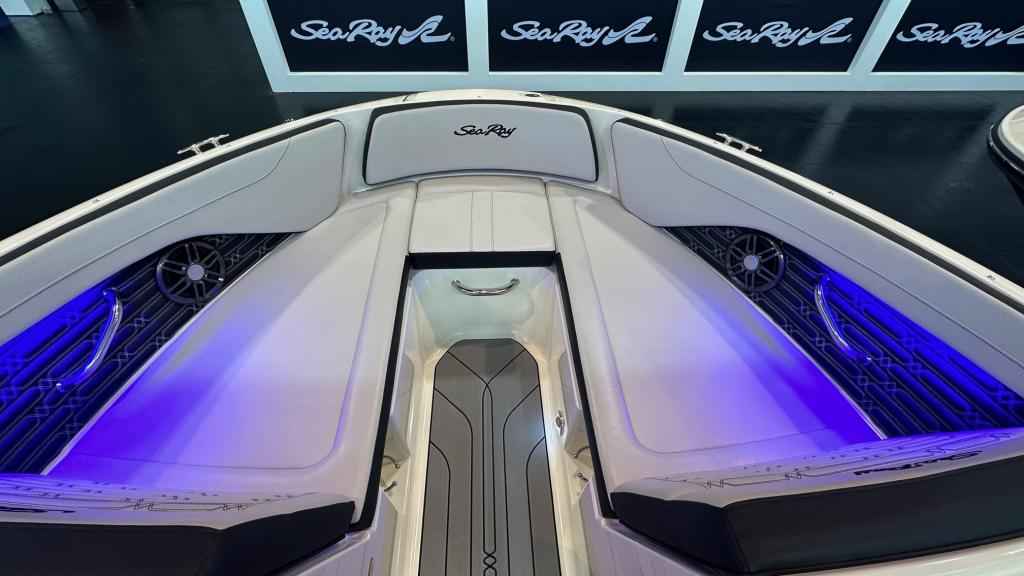 Motorboot Sea Ray SPXE 190 (Lagerboot) *HOT SUMMER SALE*