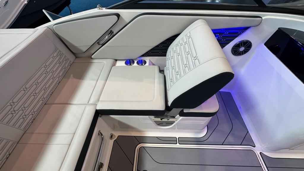 Motorboot Sea Ray SPXE 190 (Lagerboot) *HOT SUMMER SALE*