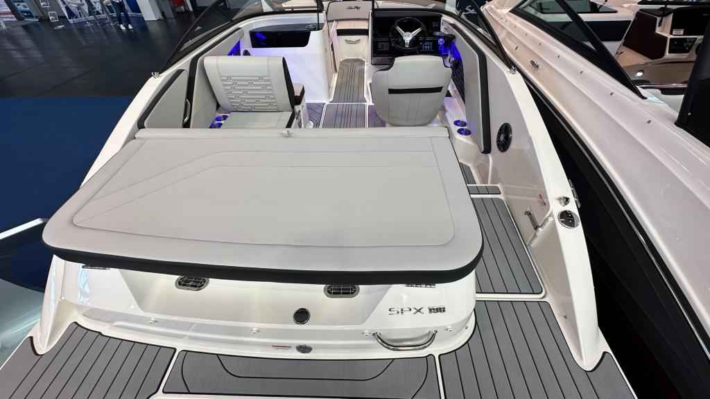 Motorboot Sea Ray SPXE 190 (Lagerboot) *RESERVIERT*