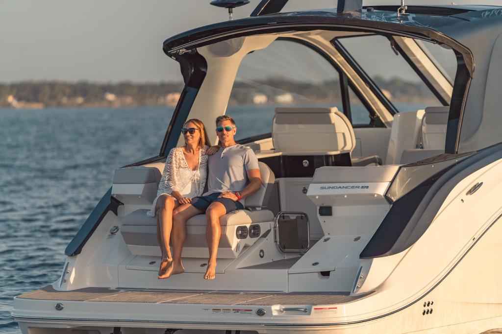 Motorboot Sea Ray Sundancer (DA) 370