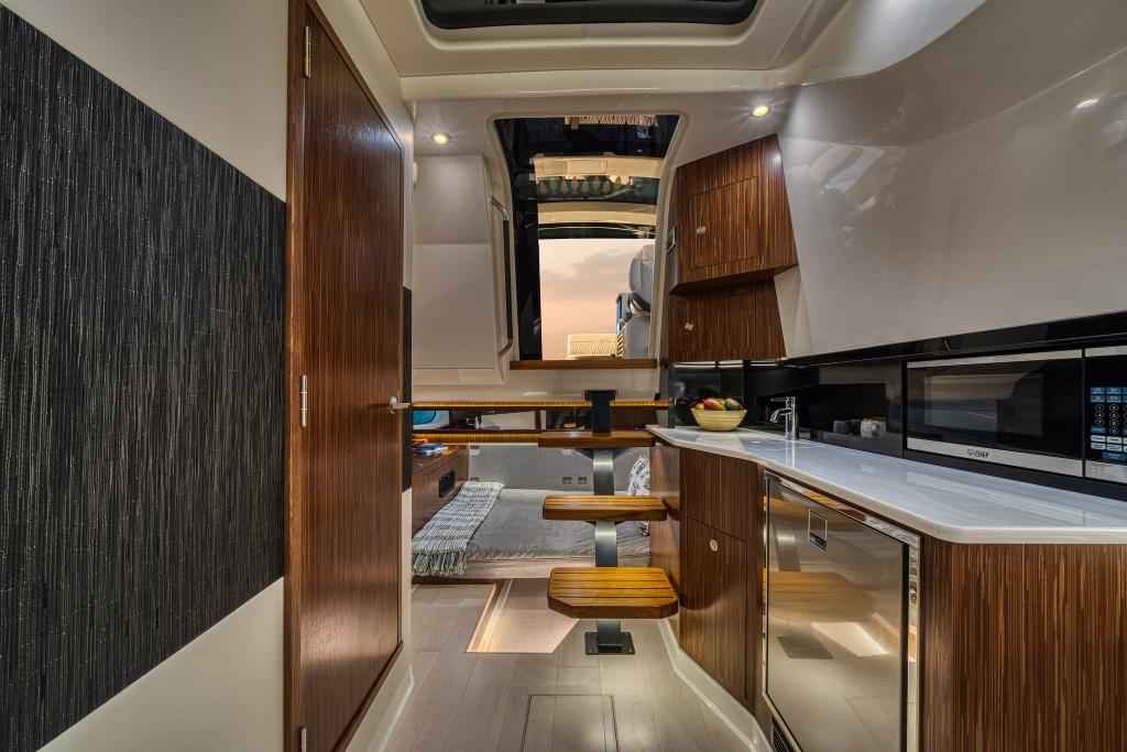 Motorboot Sea Ray Sundancer (DA) 370