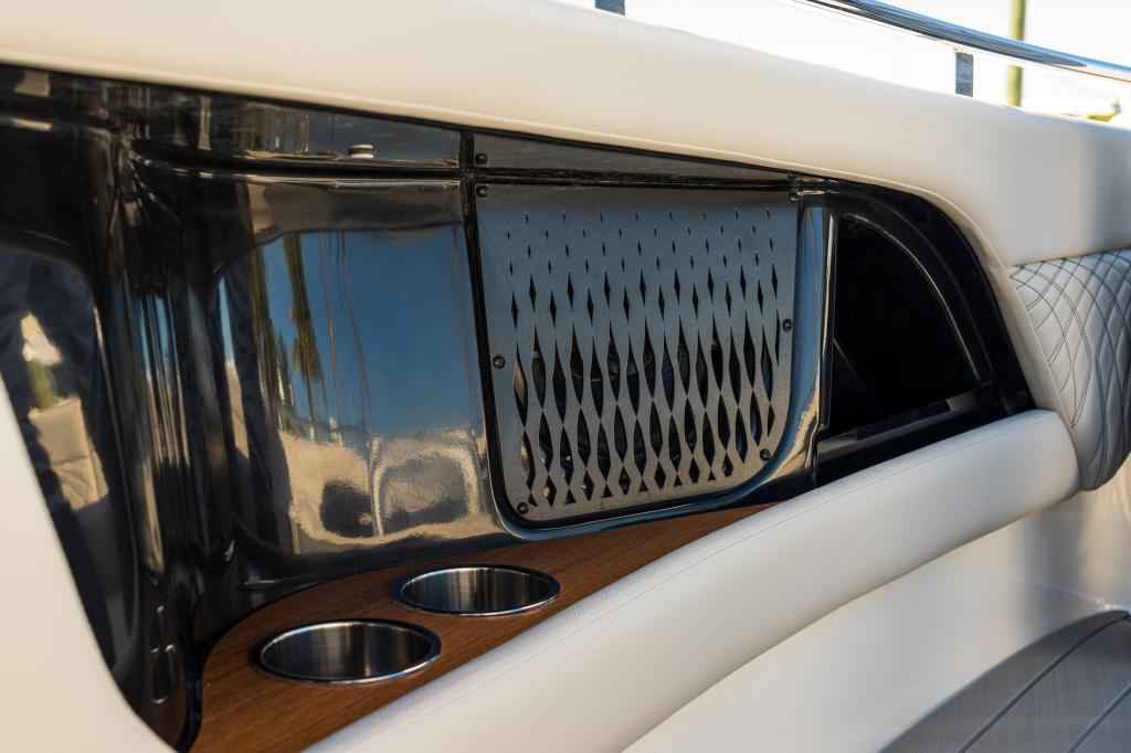 Motorboot Sea Ray Sundancer (DA) 370