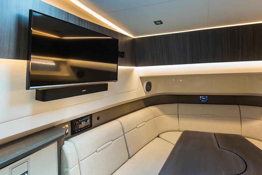 Motorboot Sea Ray SLX 400 ENTERTAINER (NEU auf Bestellung)