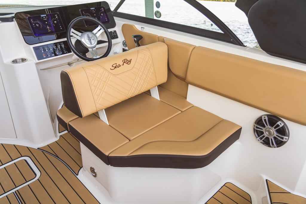 Motorboot Sea Ray SDX230E & Trailer mit LIEGEPLATZ (NEU auf Bestellung)
