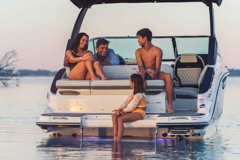 Motorboot Sea Ray SLX260E & Trailer mit LIEGEPLATZ (NEU auf Bestellung)