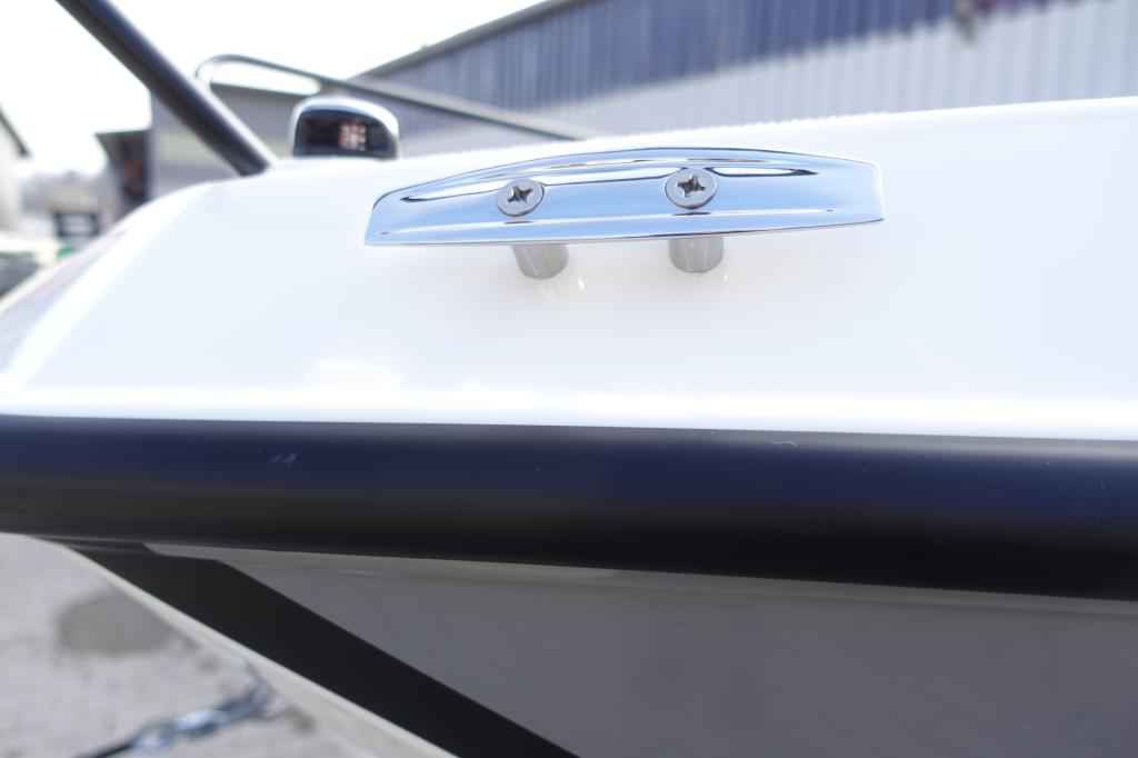 Motorboot Quicksilver Activ 555 Open & Trailer (auf Lager)