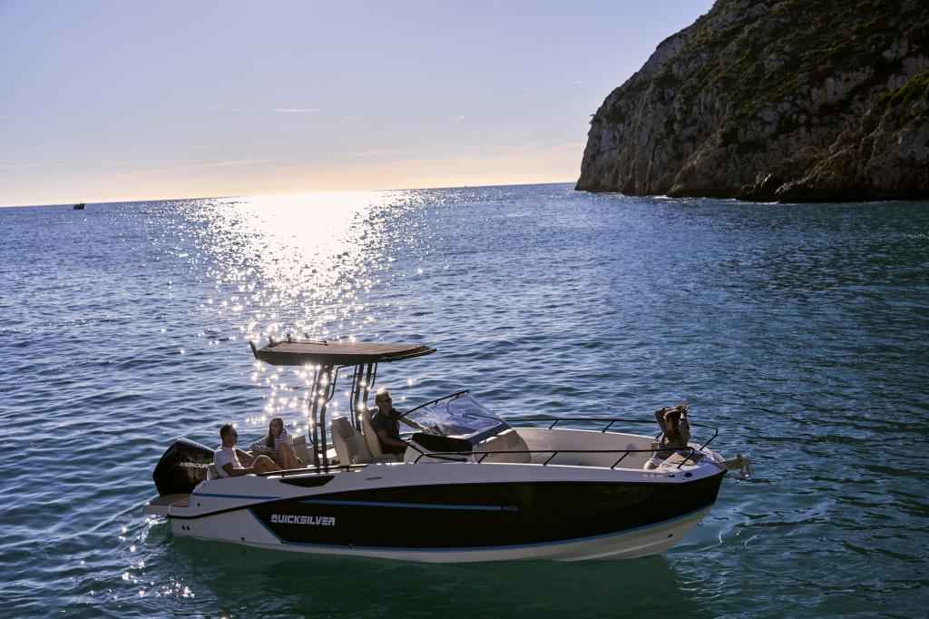Motorboot Quicksilver Activ 805 Open, bis 250PS & Trailer (NEU auf Bestellung)