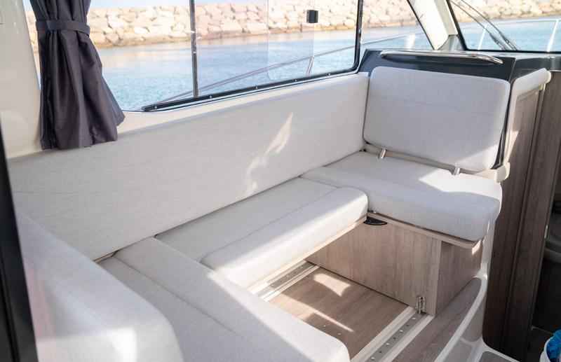 Motorboot Quicksilver Activ 905 Weekend, Inboard (NEU auf Bestellung)