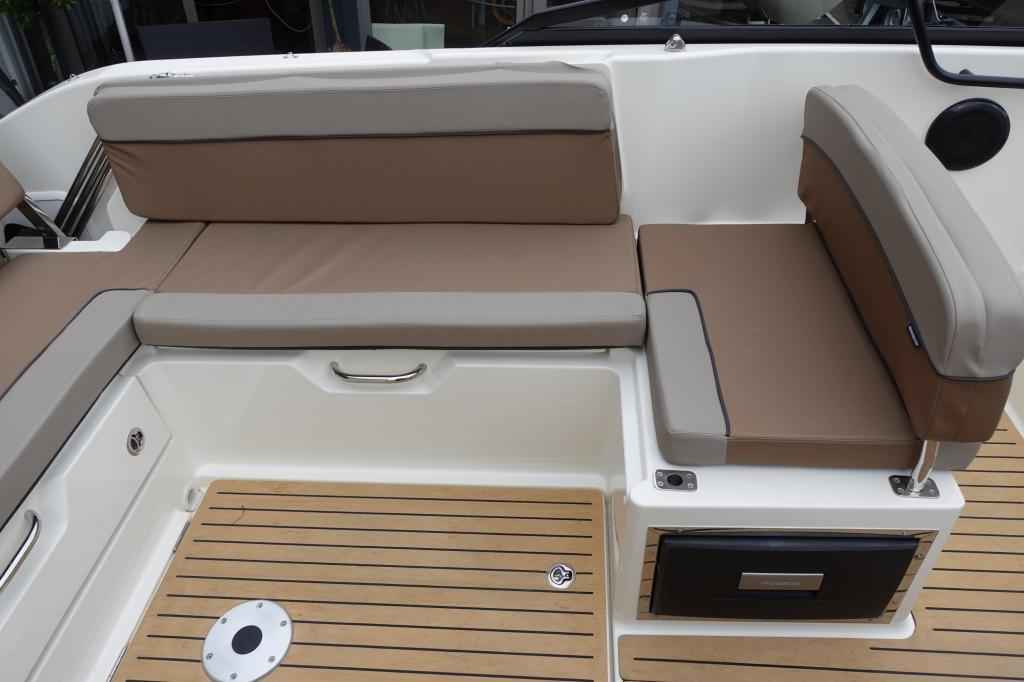 Motorboot Quicksilver Activ 675 Cruiser inkl. Trailer & Bodenseezul. (1. Hand)