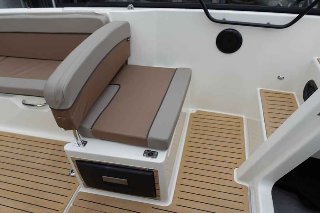 Motorboot Quicksilver Activ 675 Cruiser inkl. Trailer & Bodenseezul. (1. Hand)