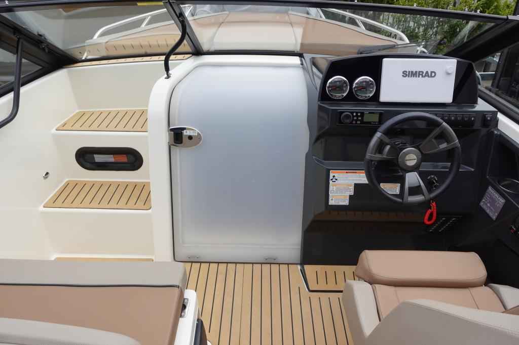 Motorboot Quicksilver Activ 675 Cruiser inkl. Trailer & Bodenseezul. (1. Hand)