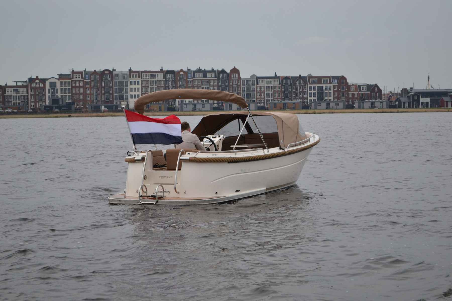 Motorboot PRIMEUR Primeur 700 Sloep