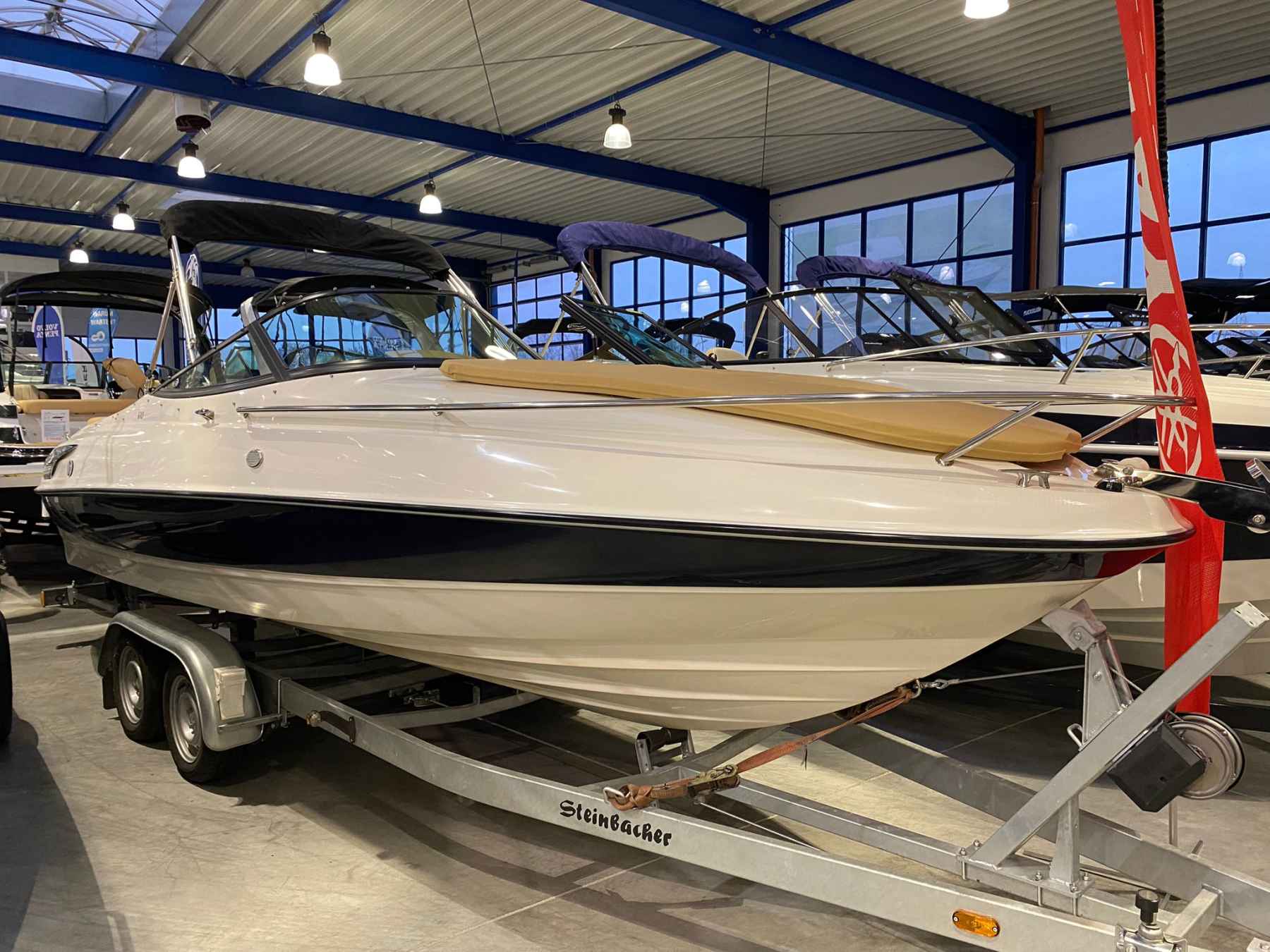 Motorboot AUSTER 680 CC