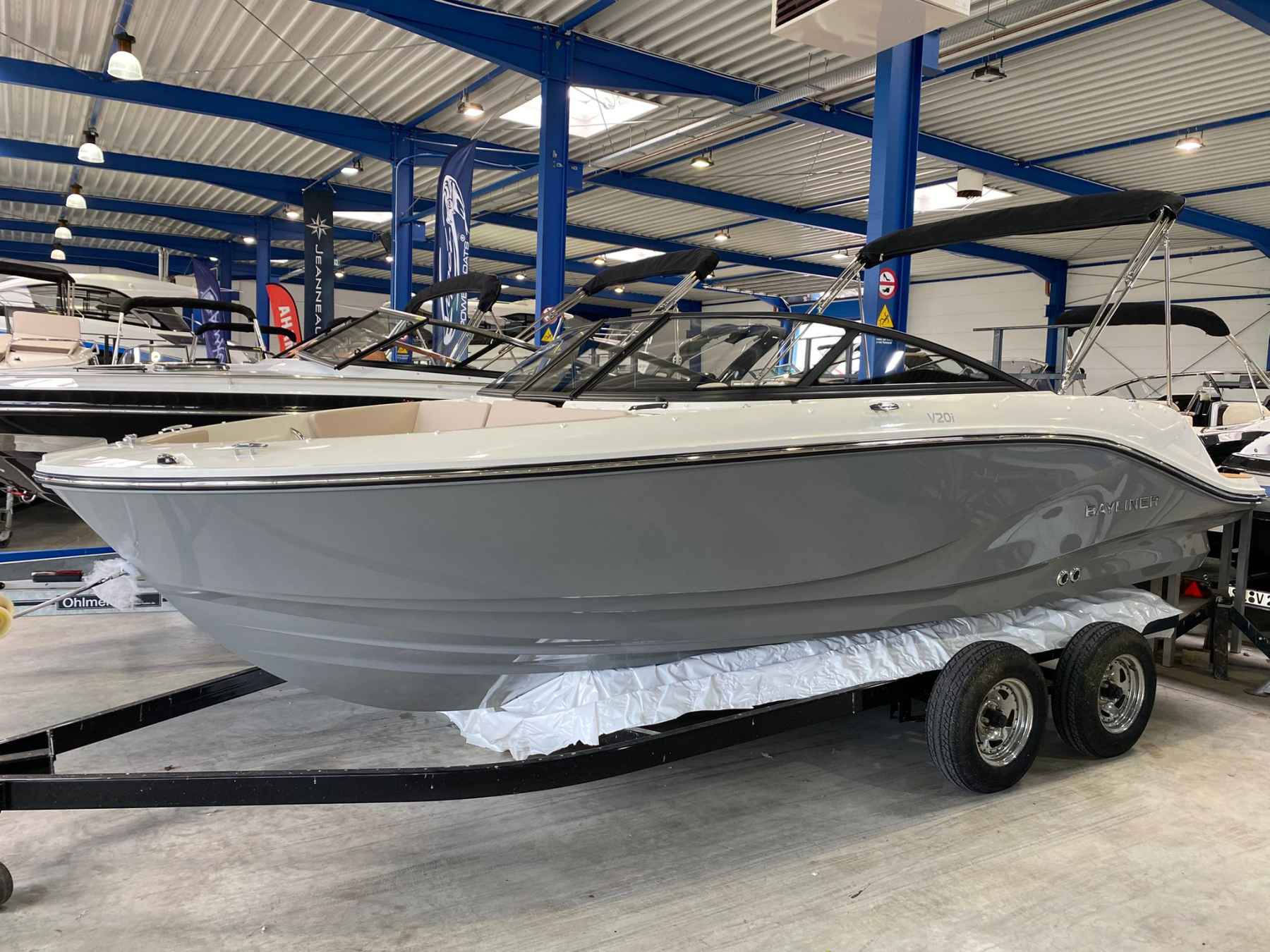 Motorboot Bayliner V20i