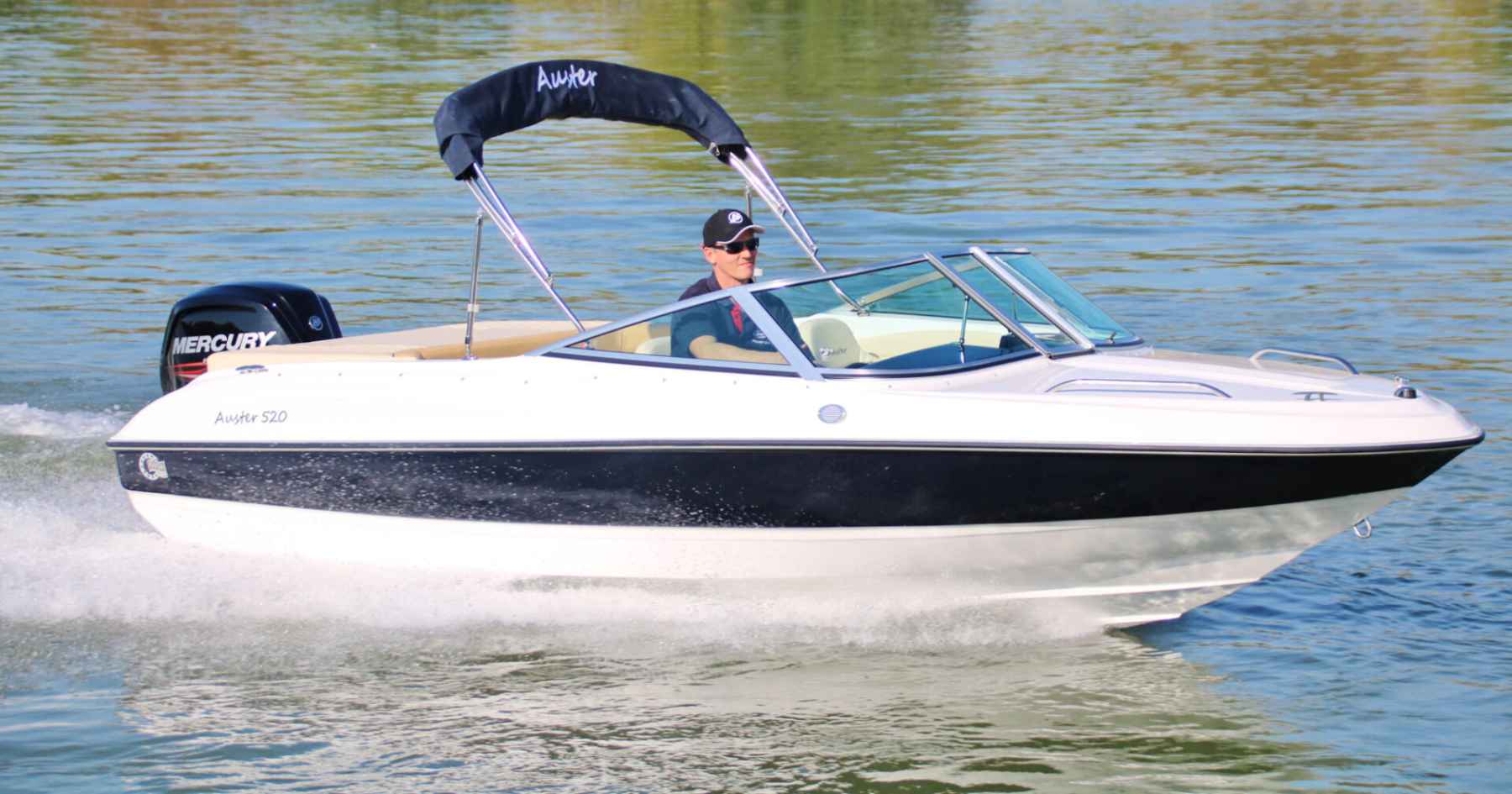Motorboot Auster 520 CD