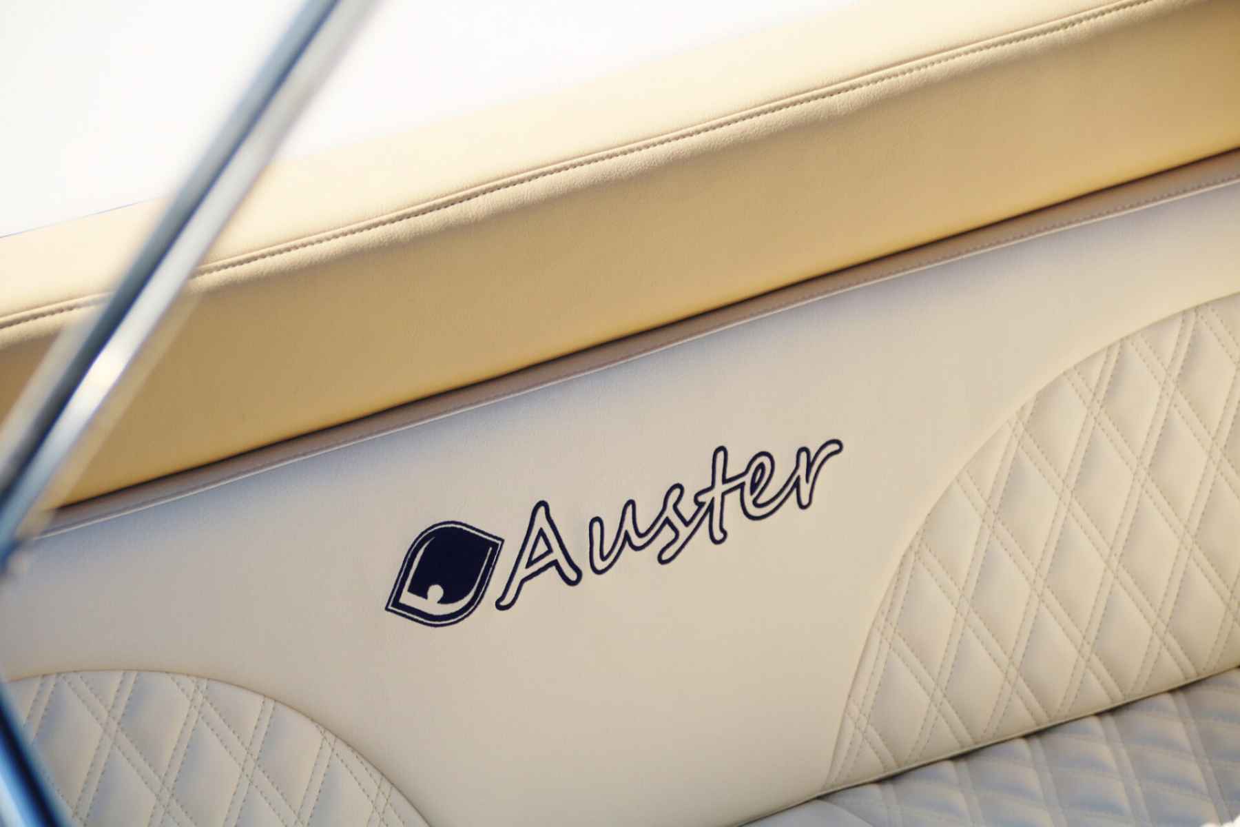 Motorboot Auster 520 CD