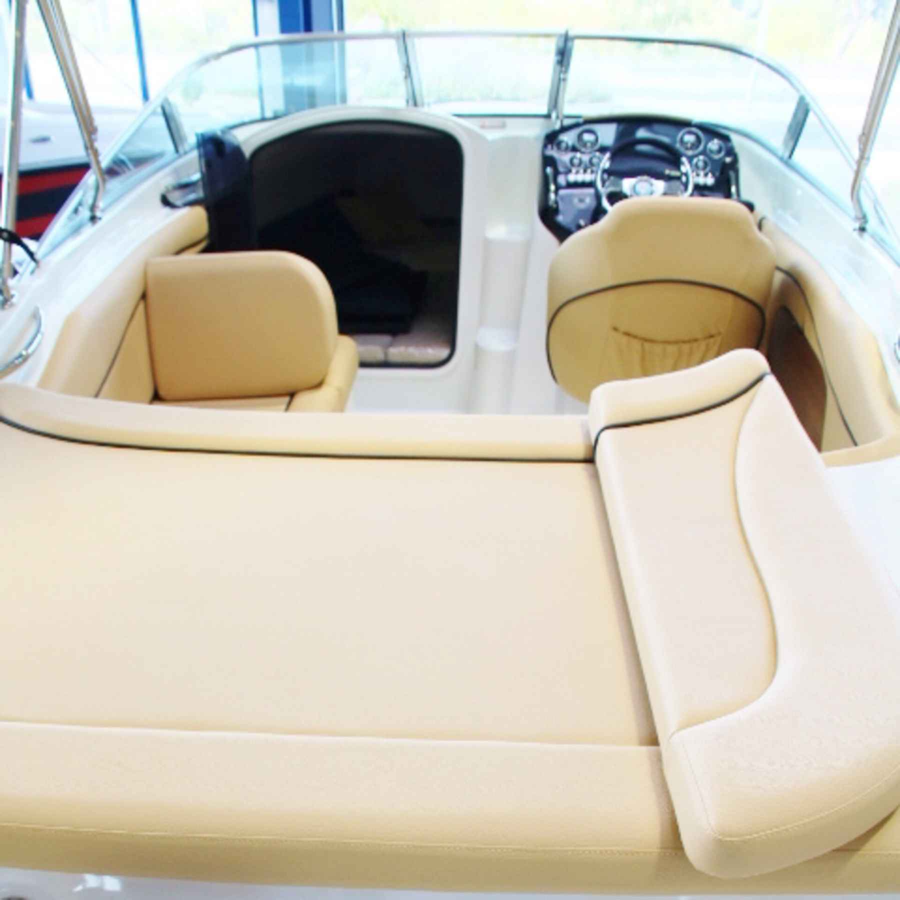 Motorboot Auster 680 CC
