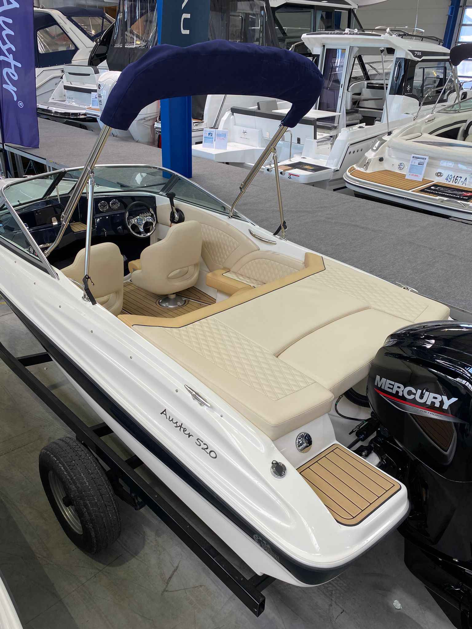 Motorboot AUSTER 520 CD