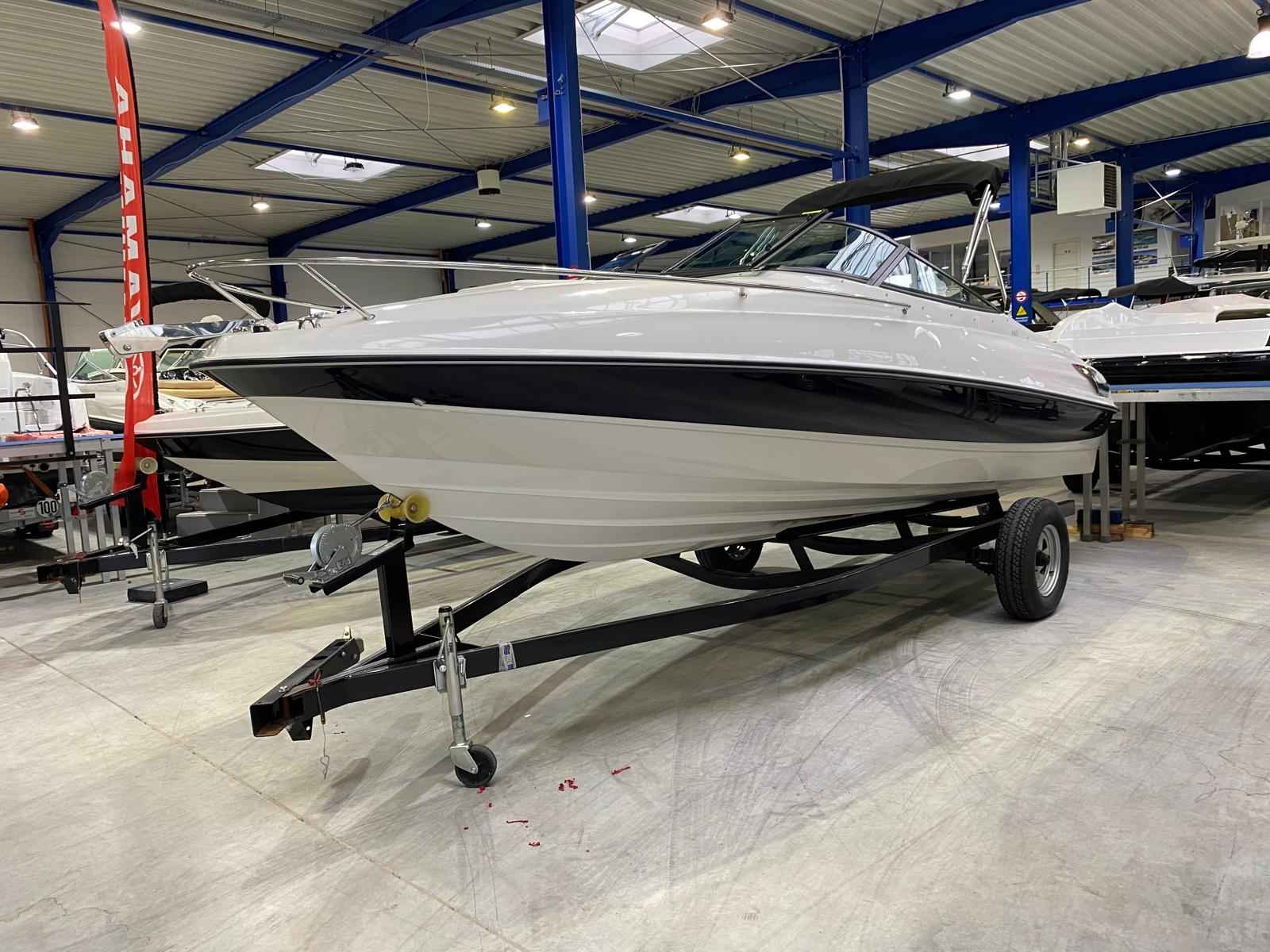 Motorboot Suzuki AUSTER 680 CC OB