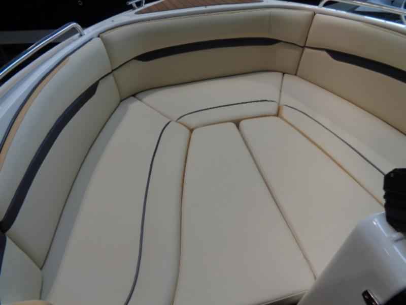 Motorboot Auster 740 BR