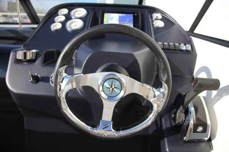 Motorboot Auster 740 CC