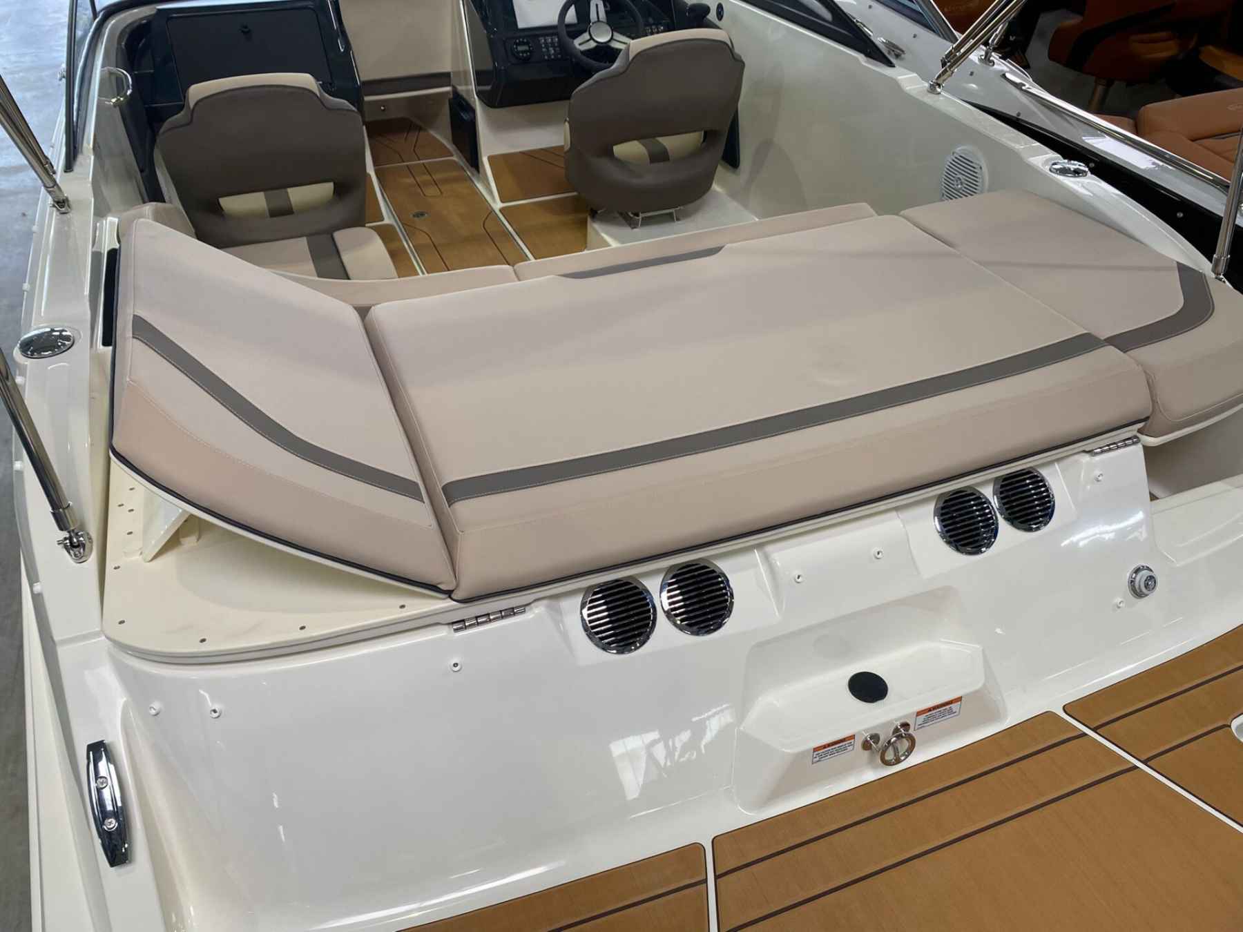 Motorboot Bayliner V20i