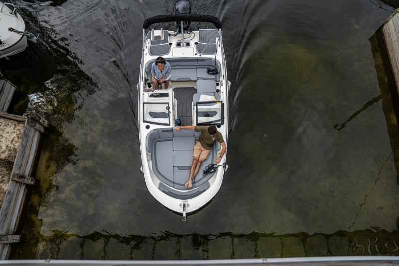 Motorboot Bayliner M17