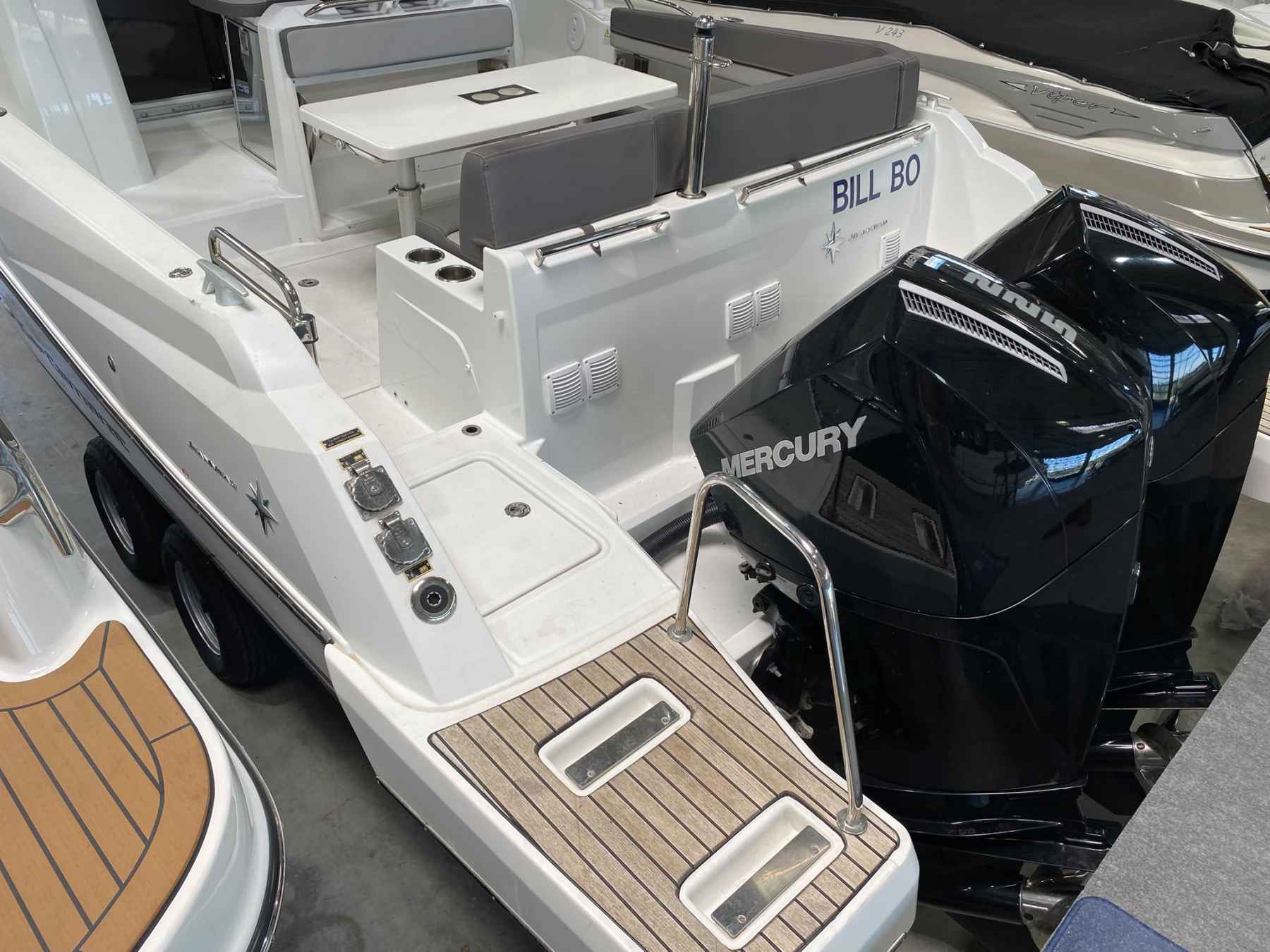 Motorboot Jeanneau Cap Camarat 9.0 WA