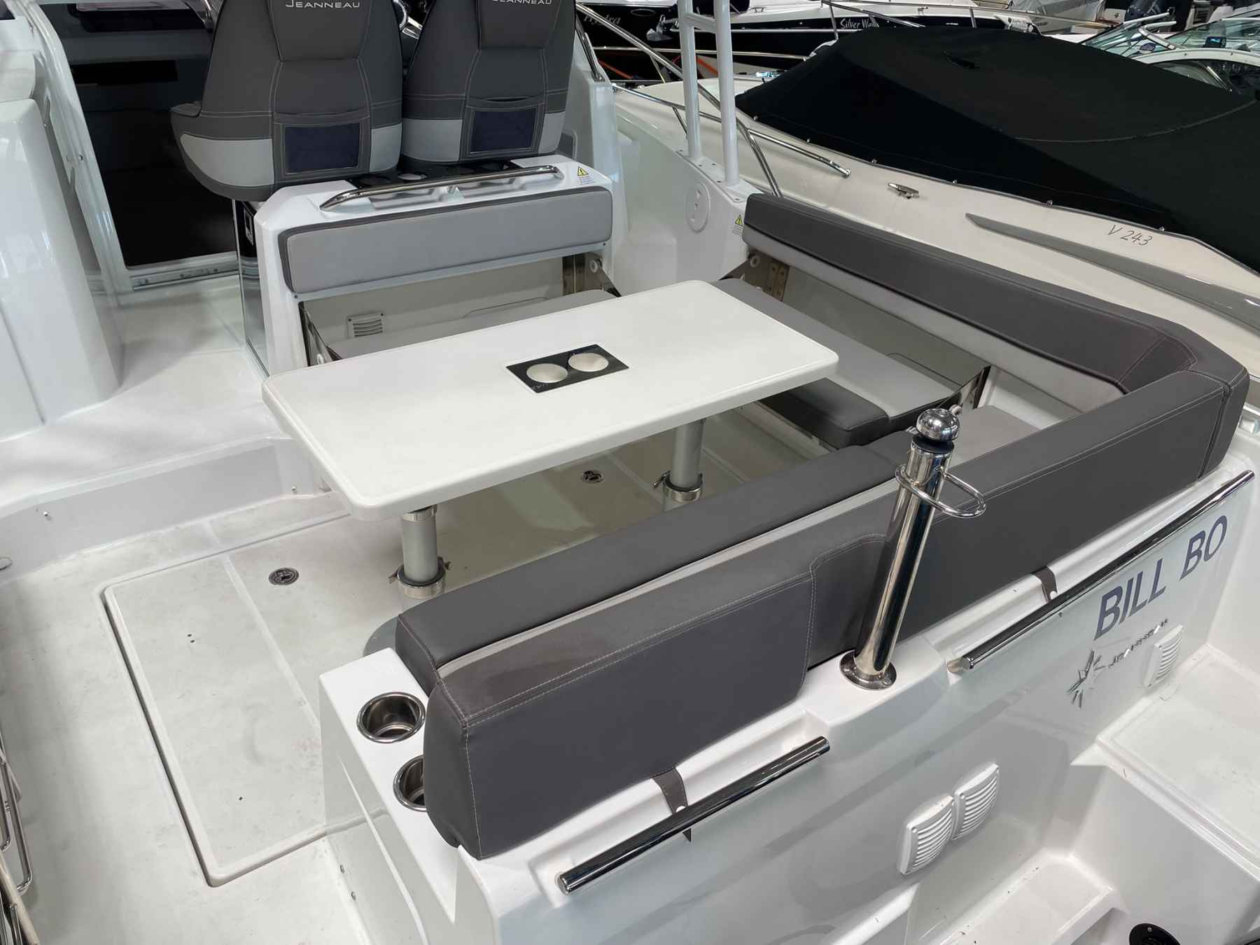 Motorboot Jeanneau Cap Camarat 9.0 WA