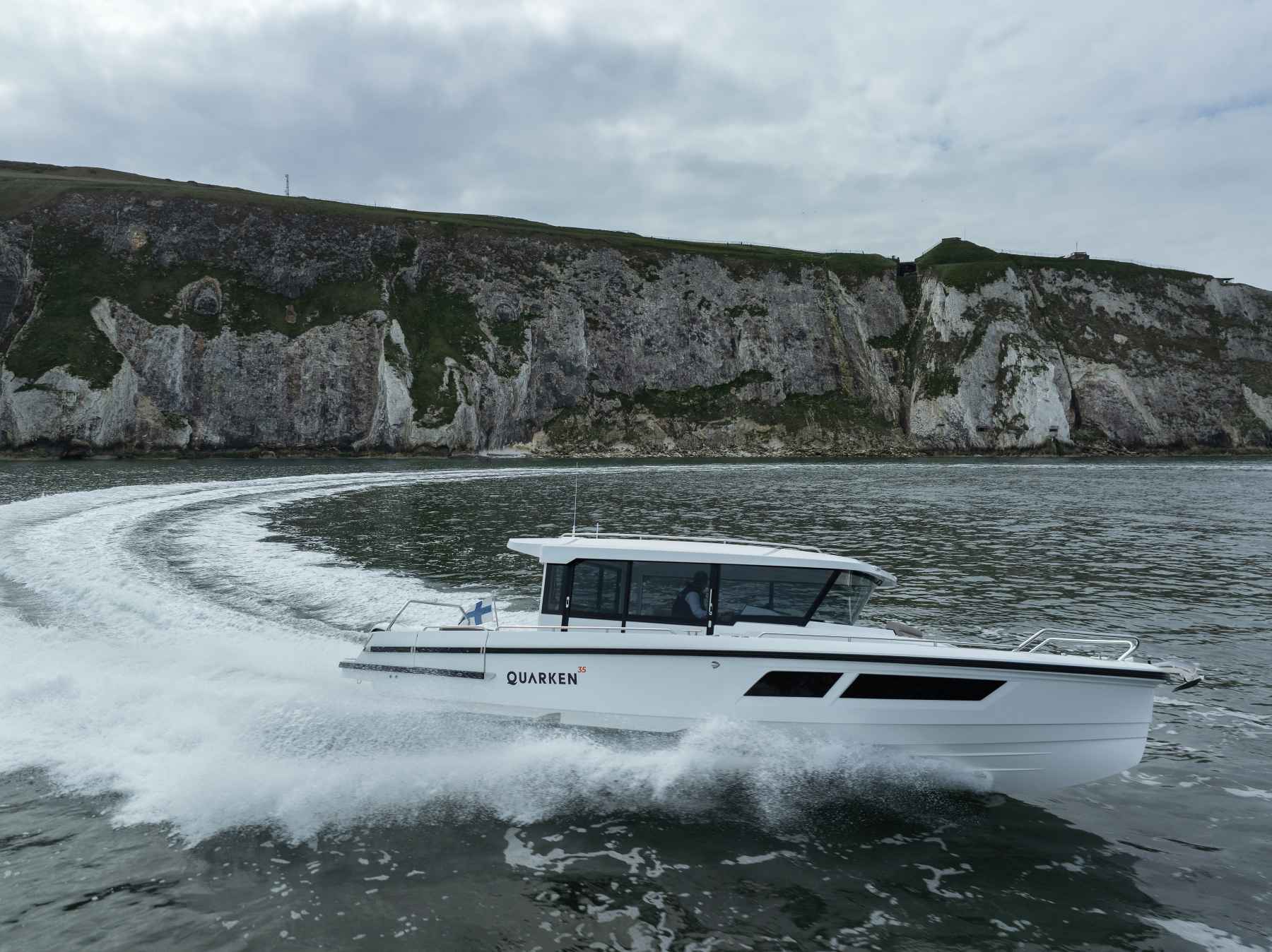 Motorboot Quarken Quarken 35 Cabin Tourer