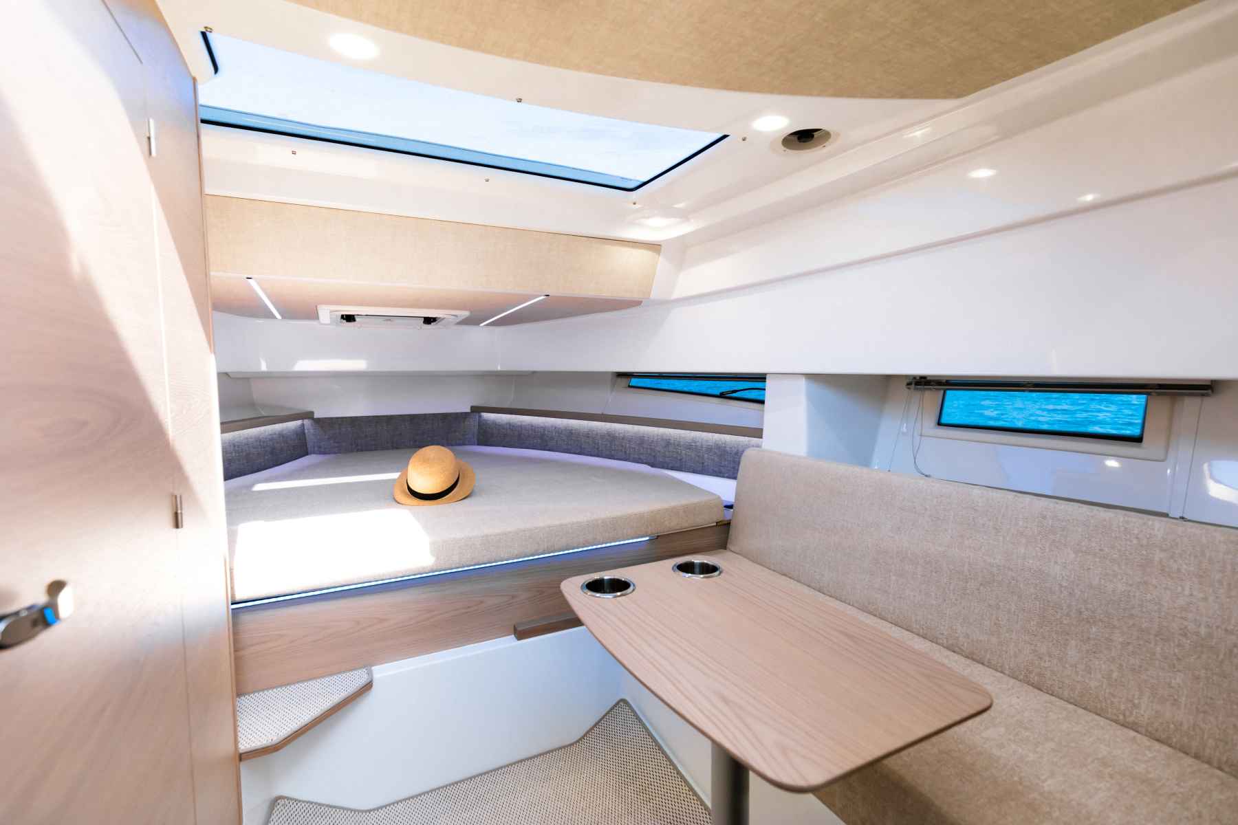 Motorboot europe-marine QUARKEN 35 GRAND TOURER