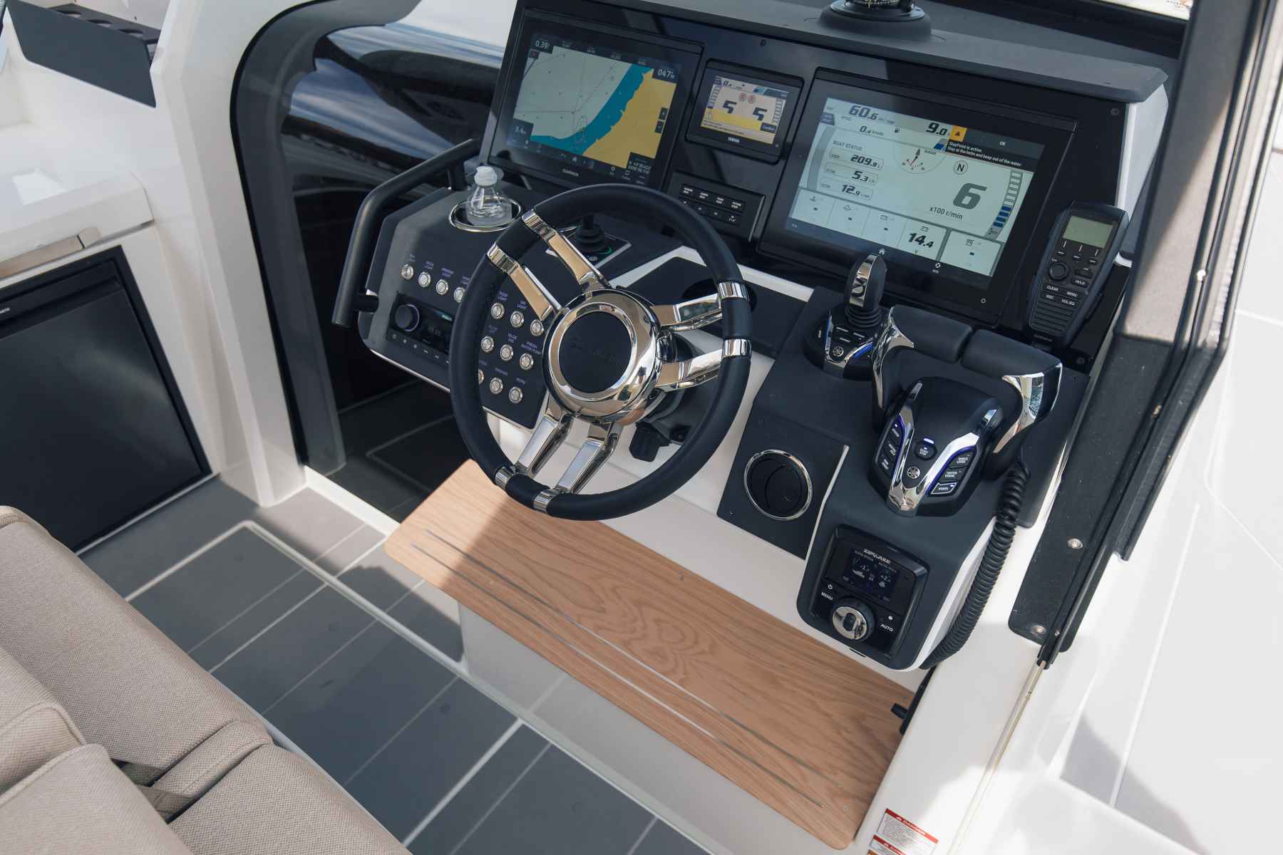 Motorboot europe-marine QUARKEN 35 GRAND TOURER
