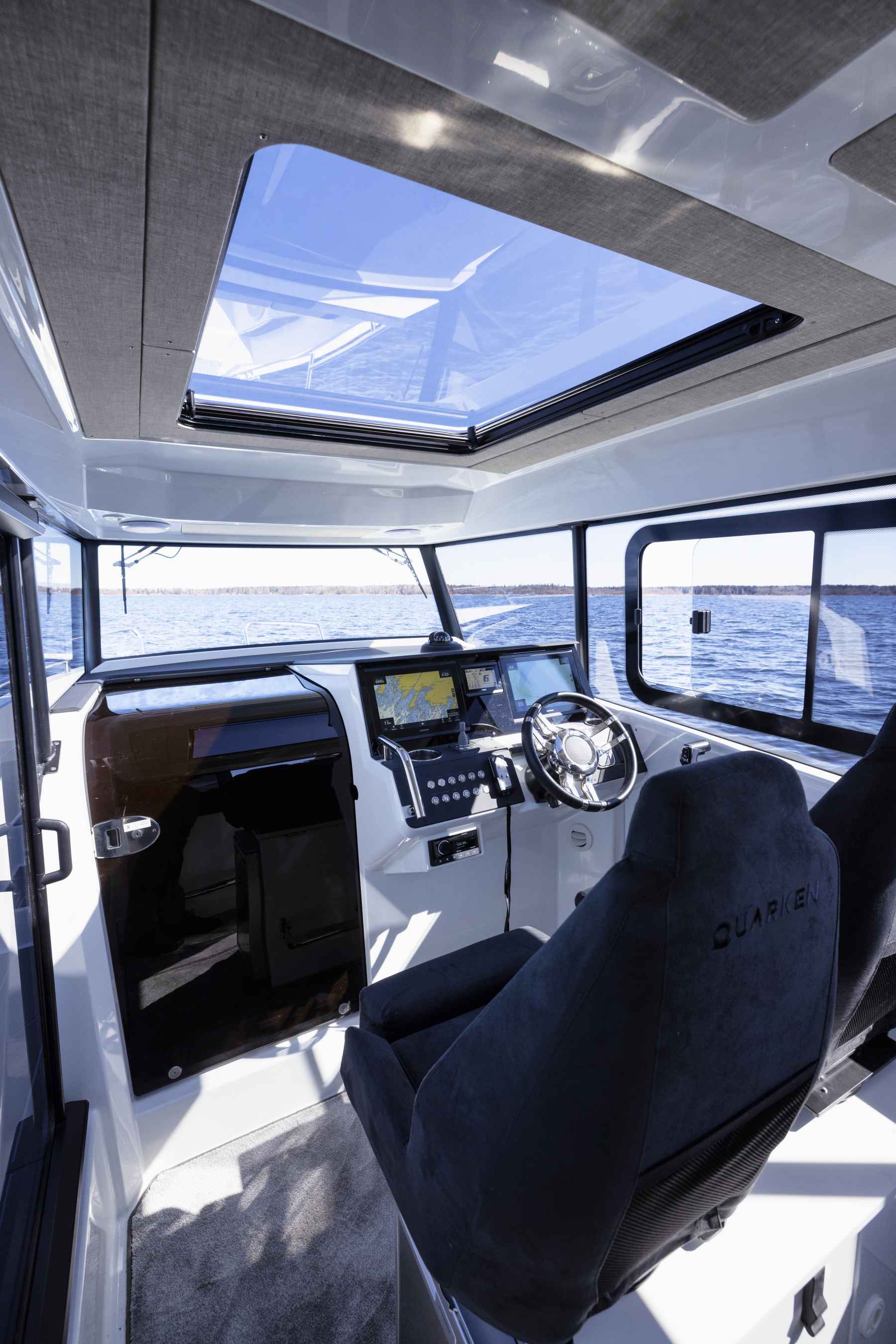 Motorboot europe-marine QUARKEN 27 CABIN
