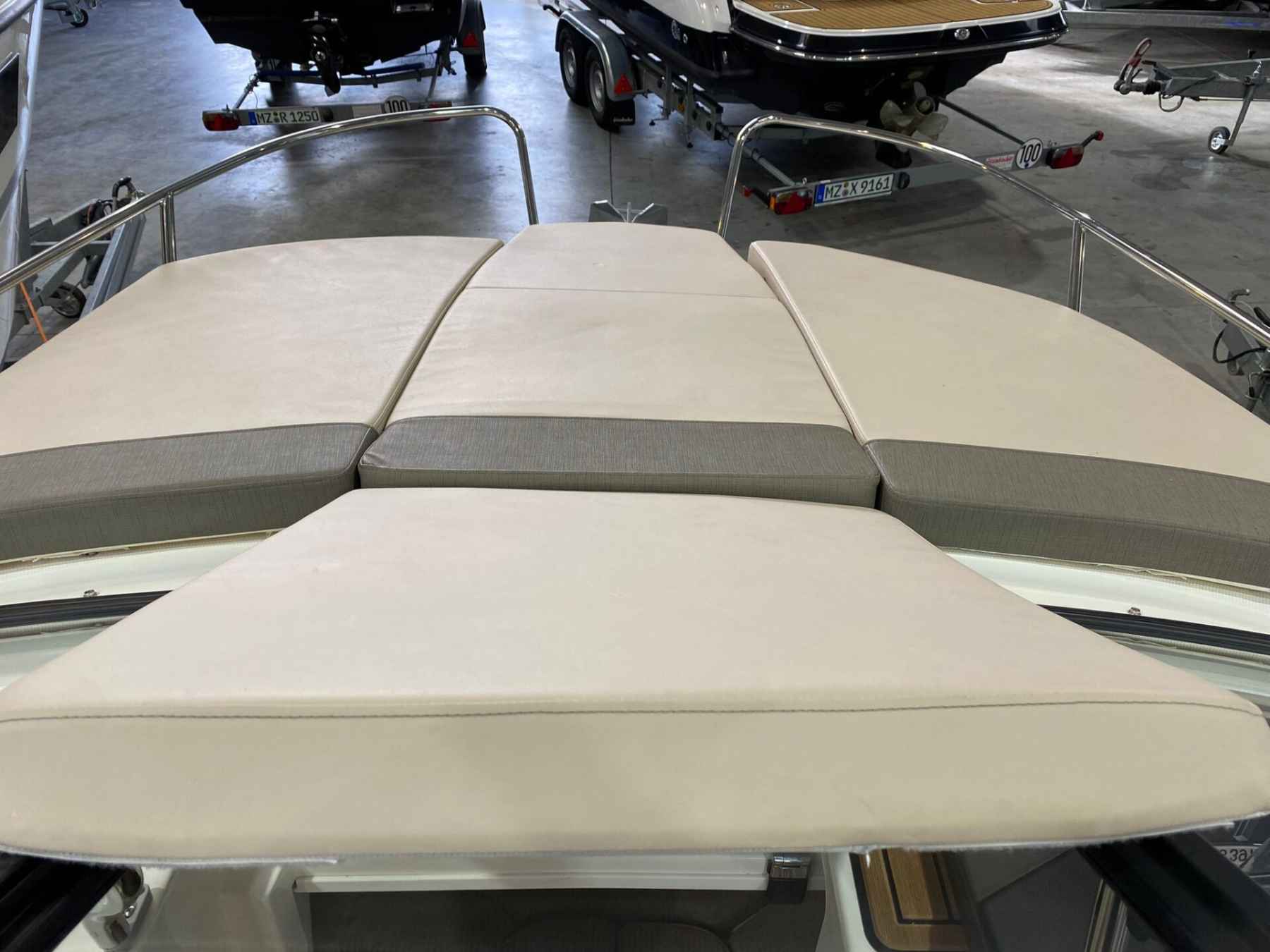 Motorboot Bayliner VR5C CUDDY