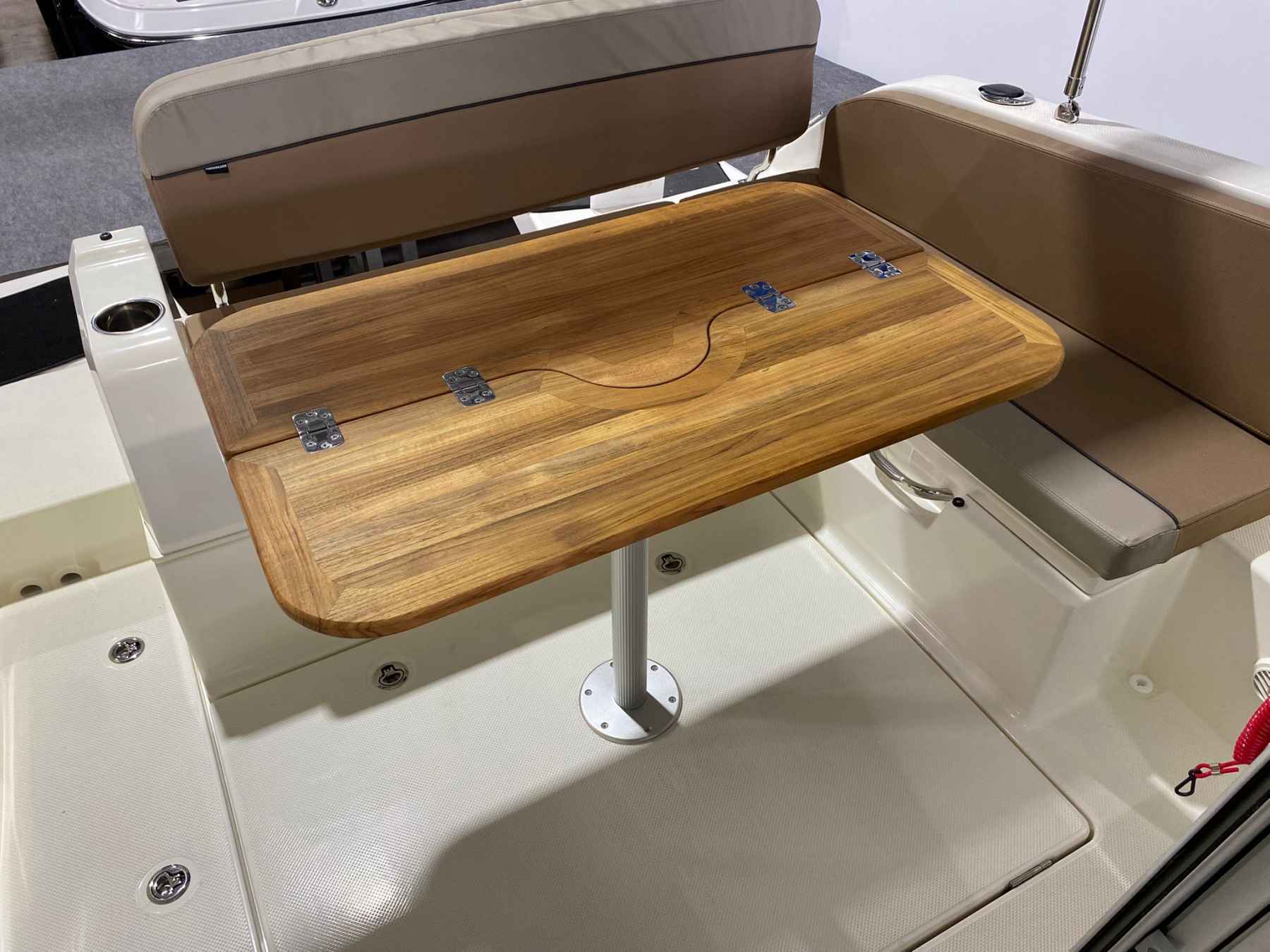 Motorboot Quicksilver Activ 705 Weekend