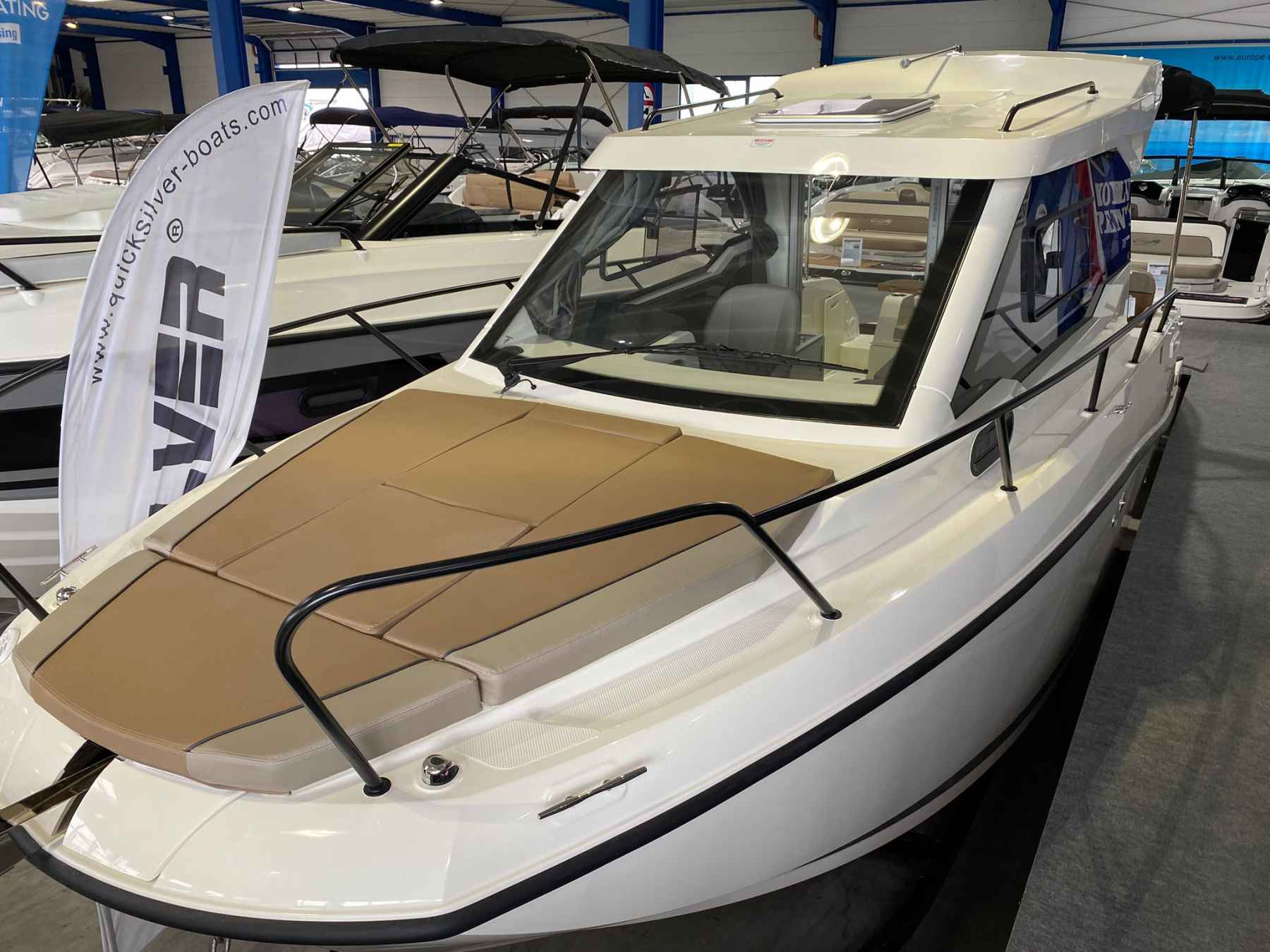 Motorboot Quicksilver Activ 705 Weekend